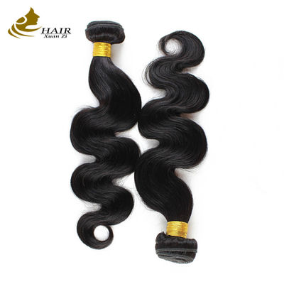 Cabelos brancos virgens não tratados em feixes Cabelos de corpo ondulados em massa